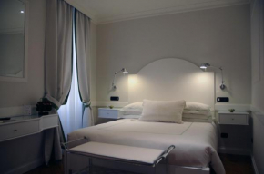 Отель Suite Fontana di Trevi  Рим
